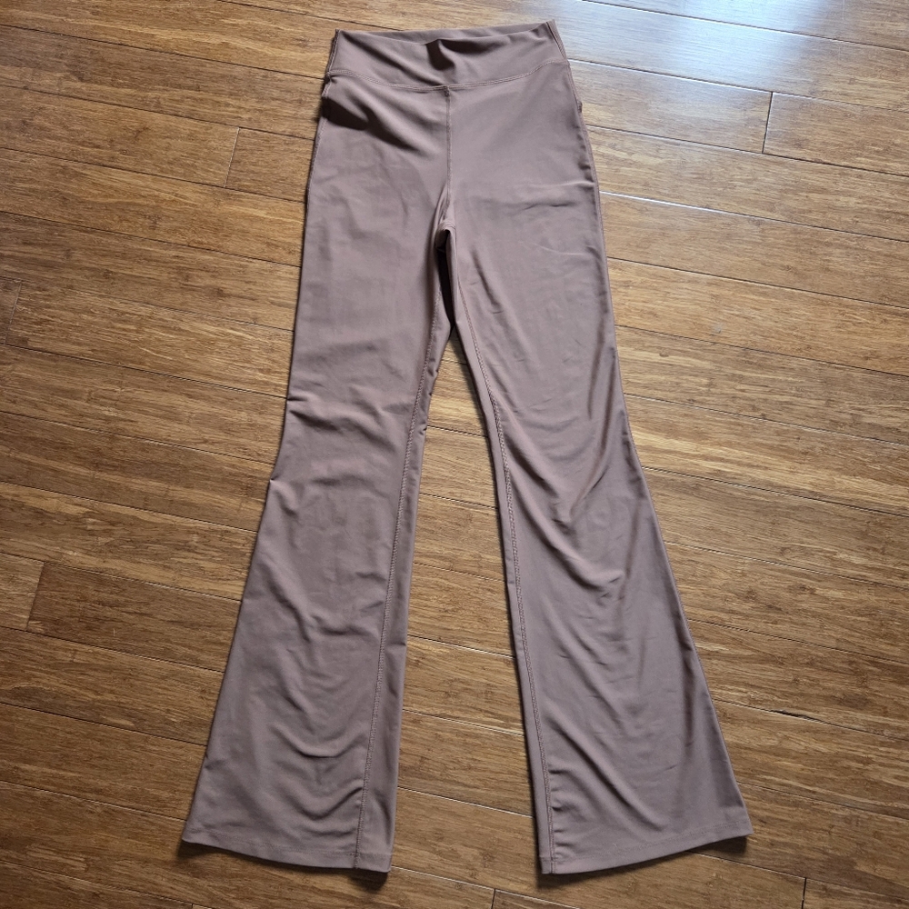 Old Navy Active PowerSoft Flare Leggings Brown High Rise M Tall 34” Inseam